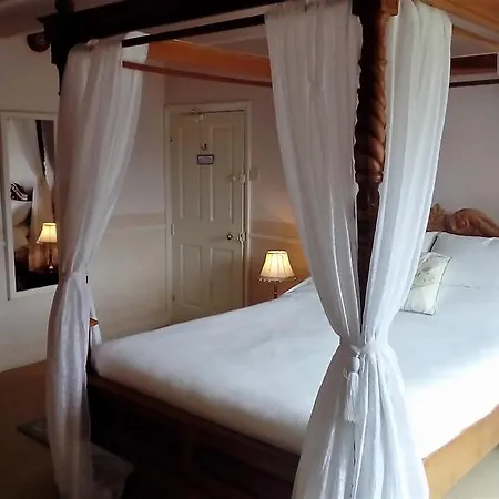 Burnley House Pensjonat 4*
