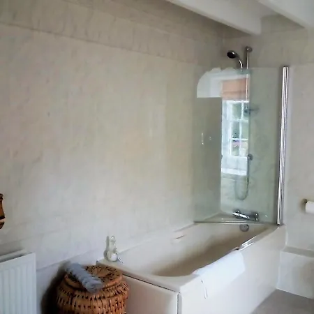 Burnley House Pensjonat 4*