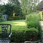 Burnley House 4*