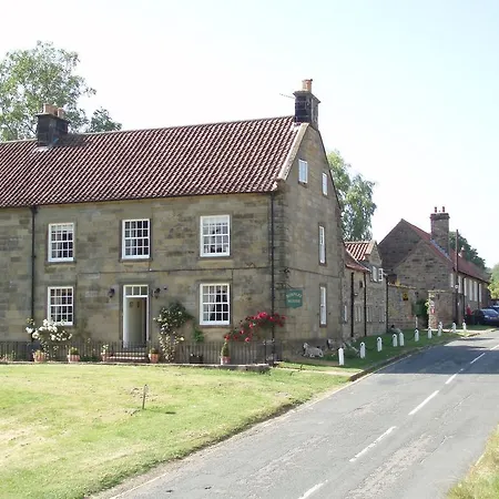 Burnley House 4*