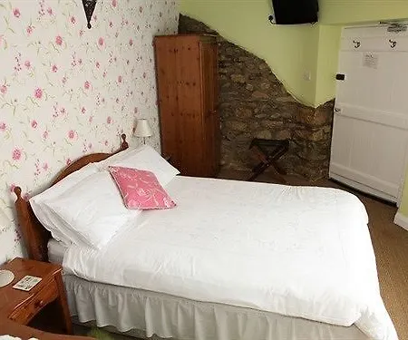 Guest house Burnley House