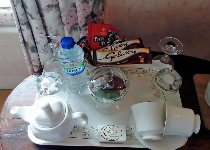 Burnley House Guest house 4*