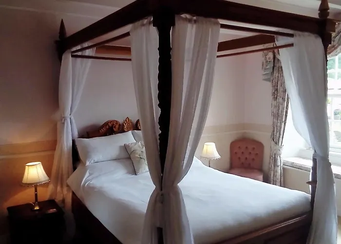 Guest house Burnley House