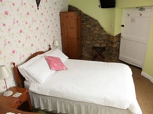 Guest house Burnley House