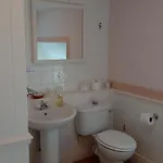 Burnley House 4*
