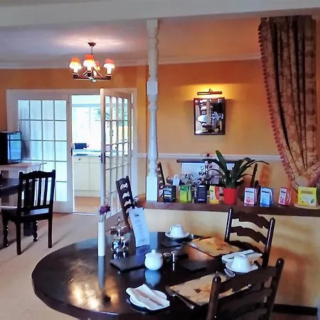 Burnley House Konukevi