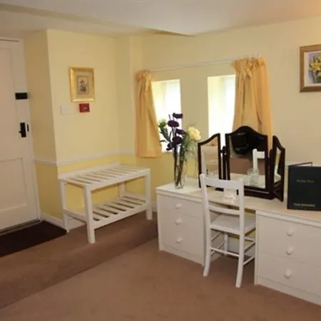 Burnley House Konukevi